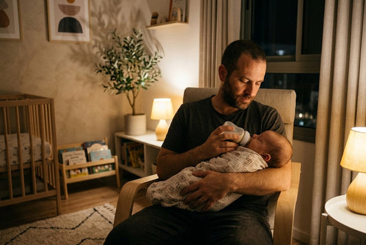 האכלה לילית עם בקבוק: איך עושים את זה פשוט יותר